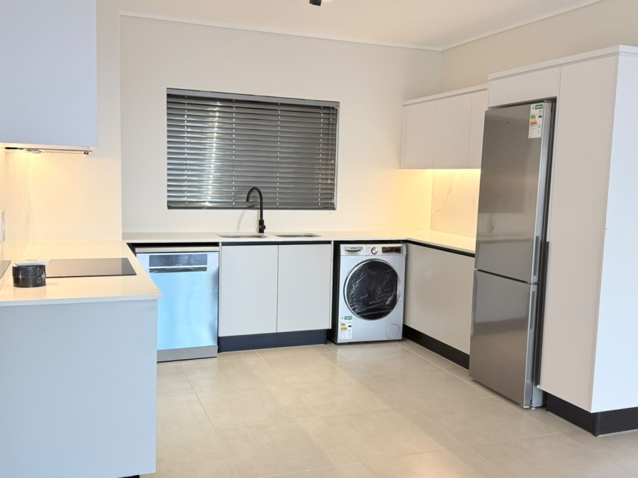 To Let 2 Bedroom Property for Rent in De Zicht Estate Western Cape
